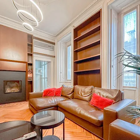 Apartment Dell'orso Luxury - 5 Mins From Montenapoleone Milan